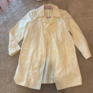 light weight over coat/rain coat